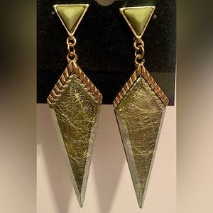 Green Dazzling Elegant Earrings